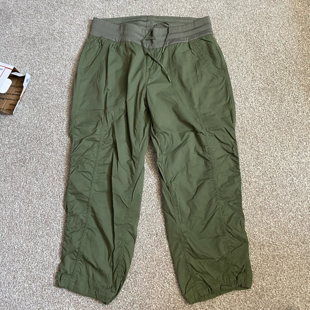 The North Face WOMEN'S APHRODITE 2.0 CAPRIS